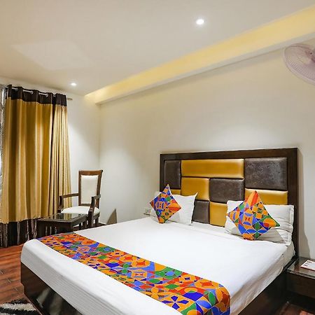 Fabhotel Grand Stay Nowe Delhi Zewnętrze zdjęcie