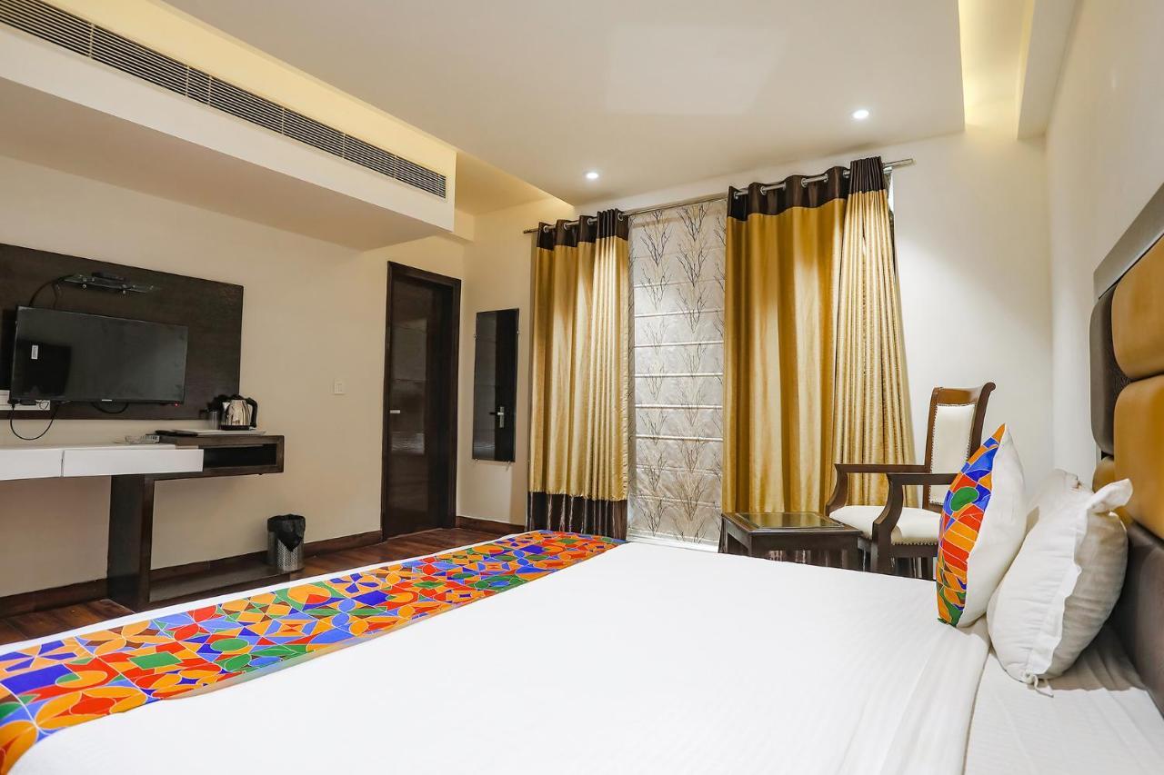 Fabhotel Grand Stay Nowe Delhi Zewnętrze zdjęcie