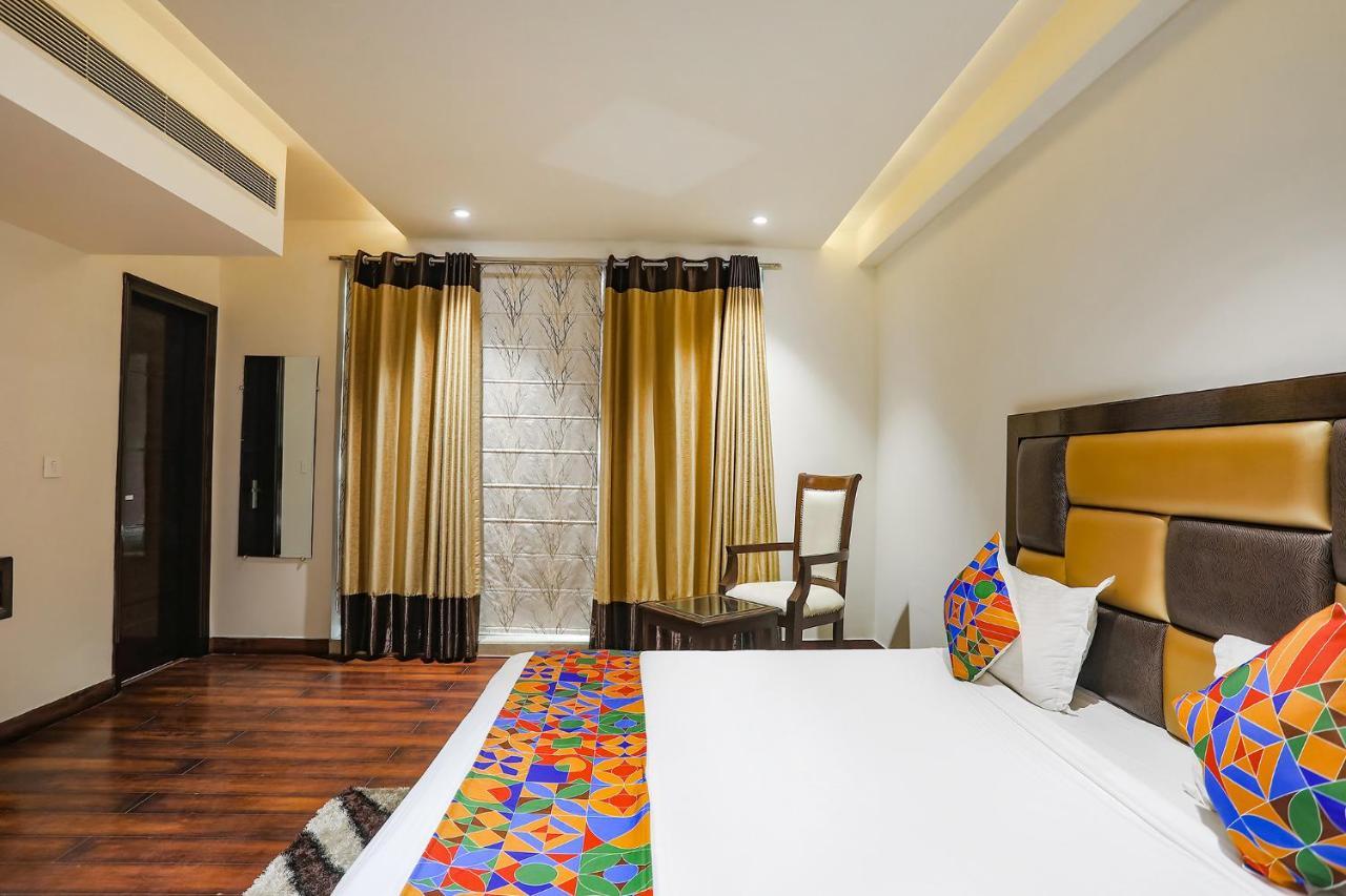 Fabhotel Grand Stay Nowe Delhi Zewnętrze zdjęcie