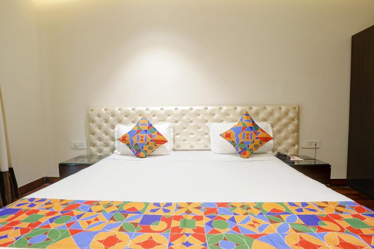 Fabhotel Grand Stay Nowe Delhi Zewnętrze zdjęcie